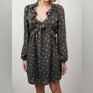 American Eagle Outfitters Floral Long Sleeve Dress